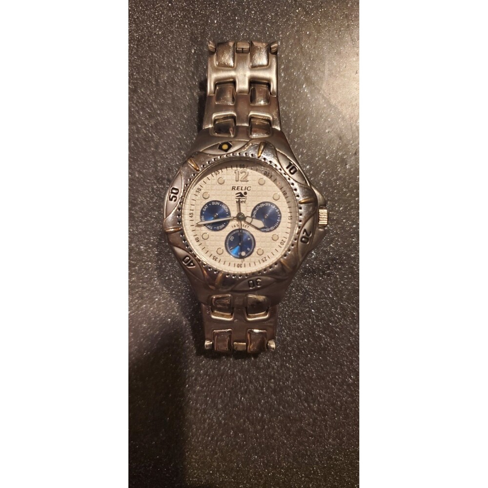 Relic Wet Men's Watch 156FT 50M Water Resistant Chronograph Stainless Steel